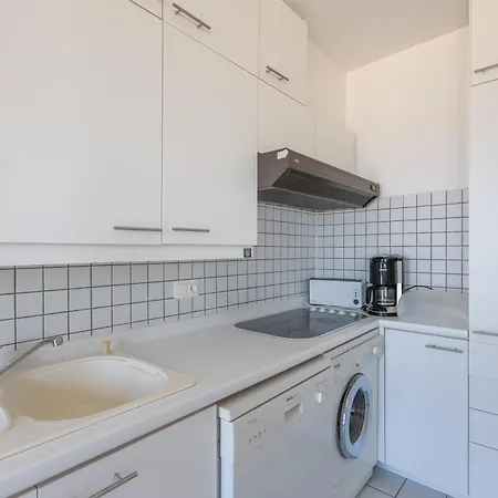 Appartement Dolfijn 6 *